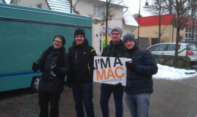 Ein MAC Schild darf nicht fehlen.