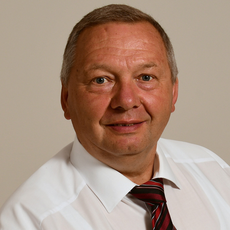 Bernard Decker